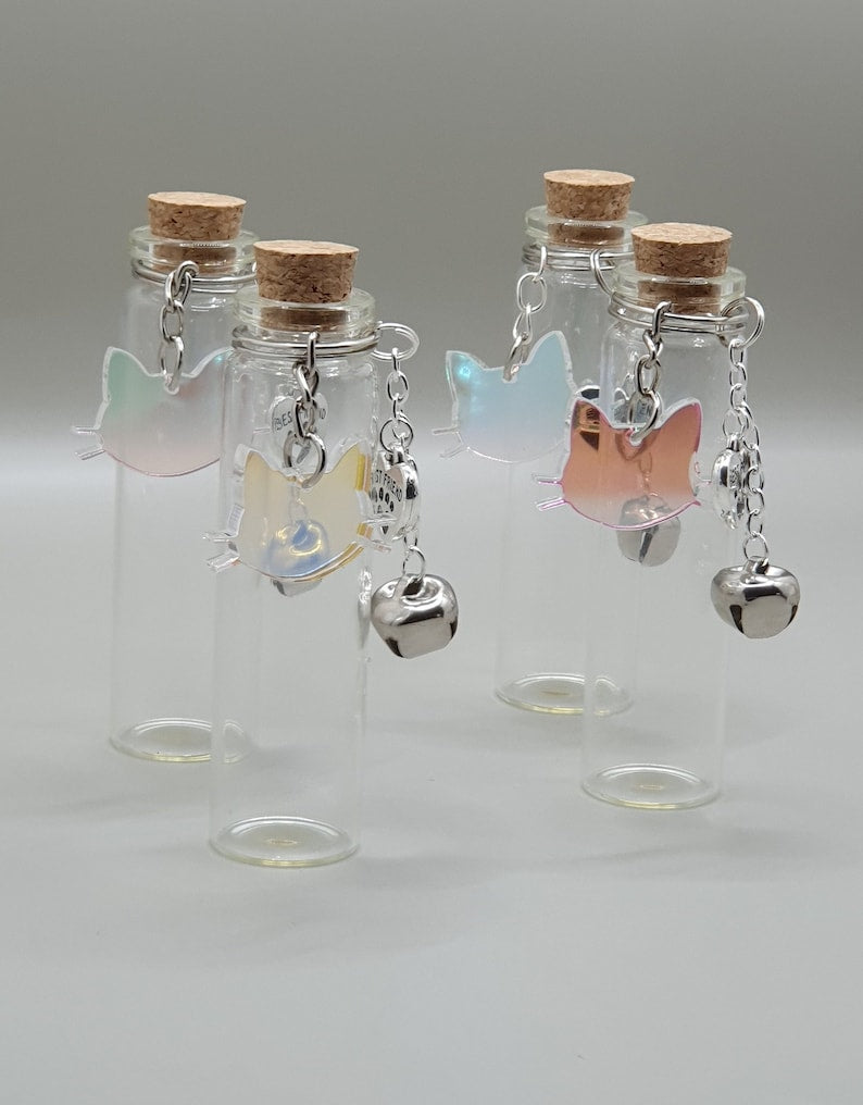 Cat whisker keepsake bottle 🐾